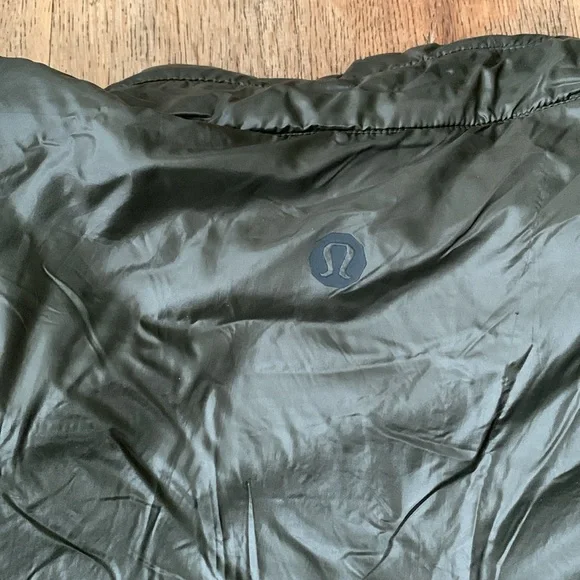Lululemon Men’s Jacket Sz L - Picture 11 of 14